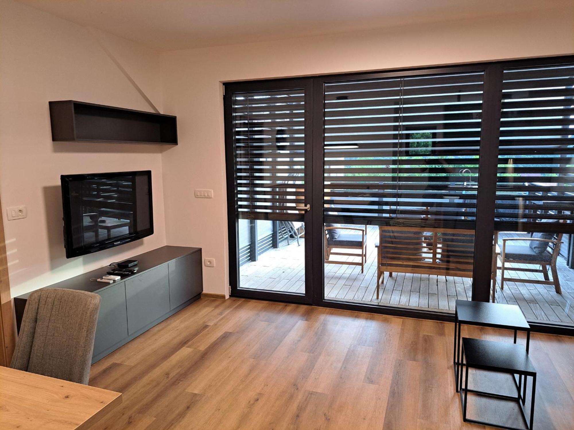 S&B'S Retreat Apartamento Godovic Exterior foto